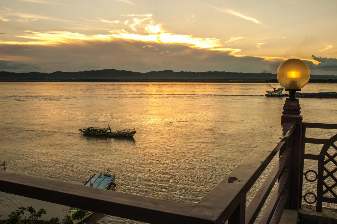 Aye Yar River View Resort Bagan Exterior photo